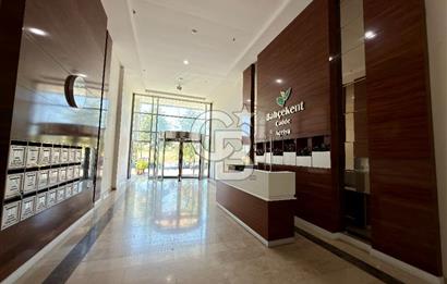 Bahçeşehir Mercedes Bulvarı'nda Satılık 3 Ofis 426 m²