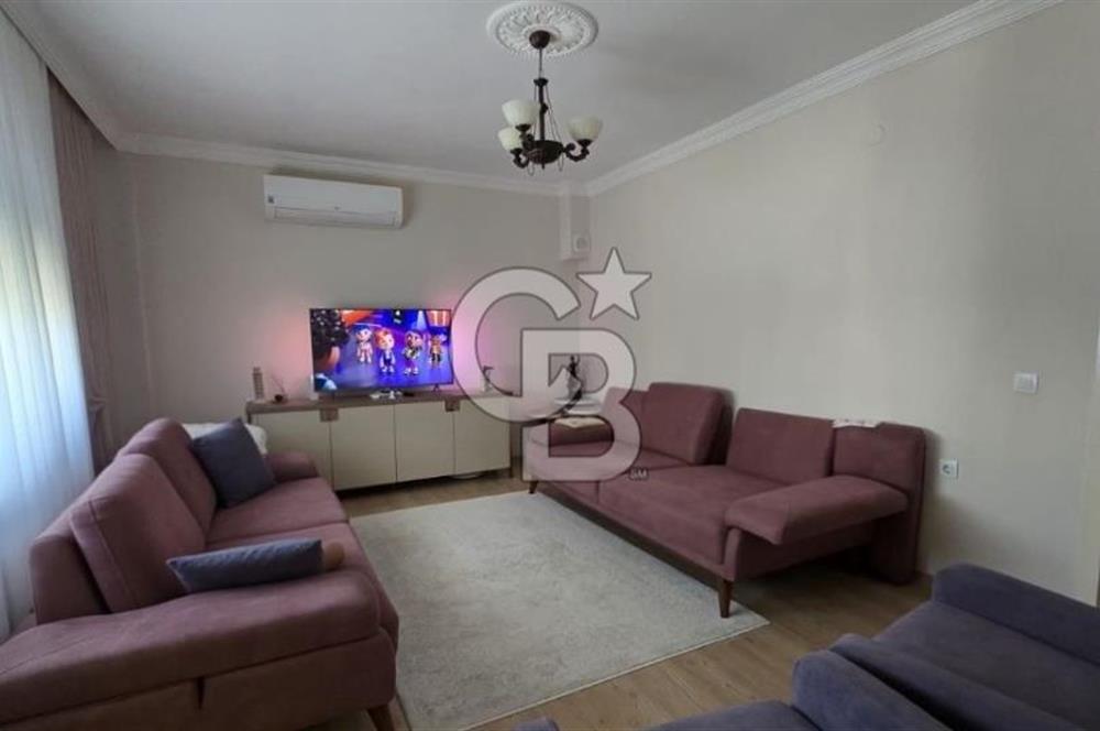 Foça Kazım Dirik Mah. Kiralık 2+1 Bahçe Katı Daire