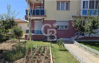 Foça Kazım Dirik Mah. Kiralık 2+1 Bahçe Katı Daire