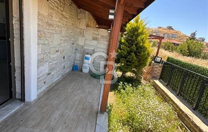 Foça Kazım Dirik Mah. Kiralık Havuzlu 2+1 Villa