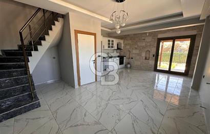 Foça Kazım Dirik Mah. Kiralık Havuzlu 2+1 Villa