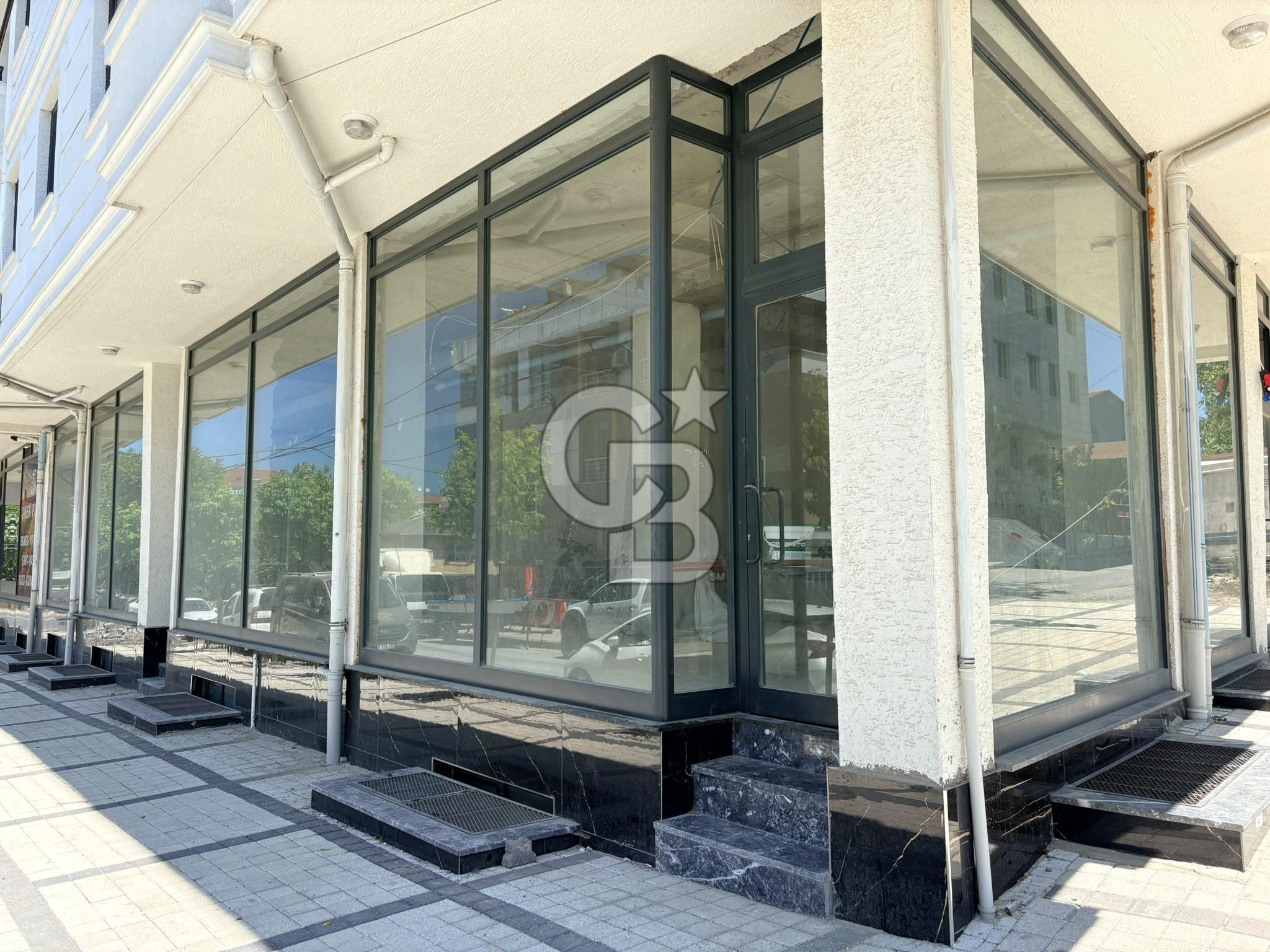 KARLIBAYIRDA GÖZDE KONUMDA KİRALIK İŞ YERİ