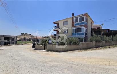 Foça Kazım Dirik Mah. Kiralık 2+1 Bahçe Katı Daire