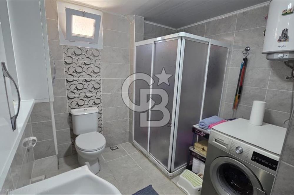 Foça Kazım Dirik Mah. Kiralık 2+1 Bahçe Katı Daire