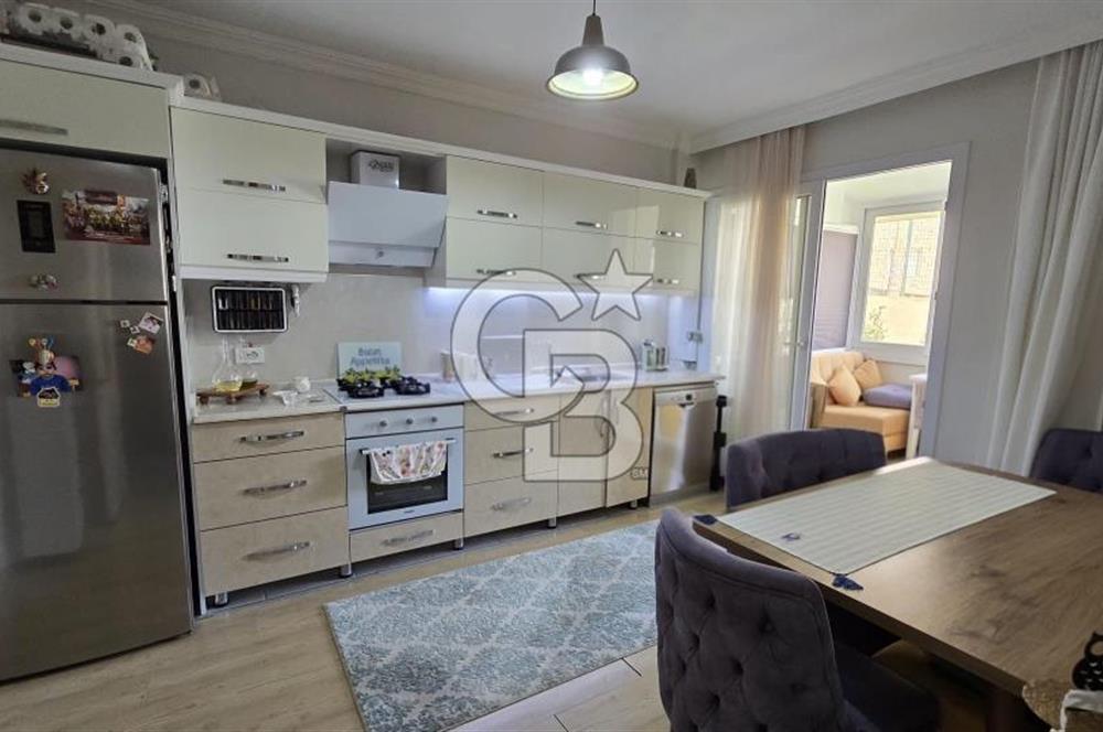 Foça Kazım Dirik Mah. Kiralık 2+1 Bahçe Katı Daire