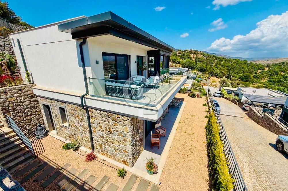 BODRUM ORTAKENT YAHŞİ' DE DENİZ MANZARALI MÜSTAKİL LÜKS VİLLA