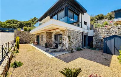 BODRUM ORTAKENT YAHŞİ' DE DENİZ MANZARALI MÜSTAKİL LÜKS VİLLA