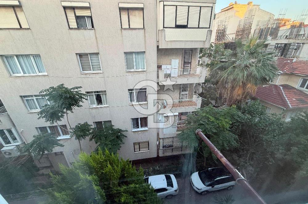 Girne Caddesi Üzerinde Merkezi Konumda Kiralık Daire