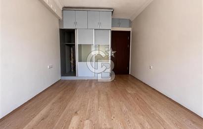 Buca Ufuk Mahallesi'nde Geniş, Kapalı Mutfaklı 2+1 Daire