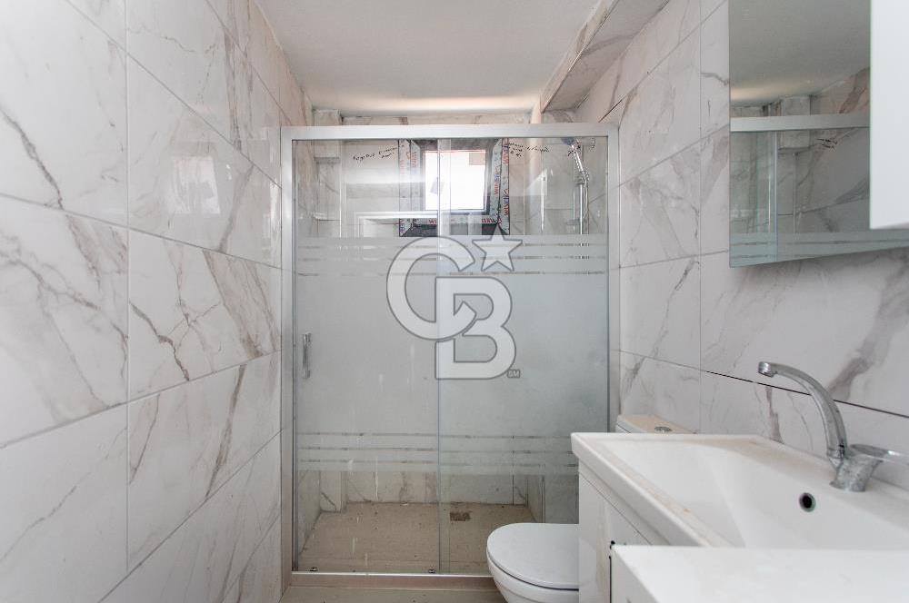 Foça Kazım Dirik Mah. Satılık 2+1 Bahçe Katı Daire