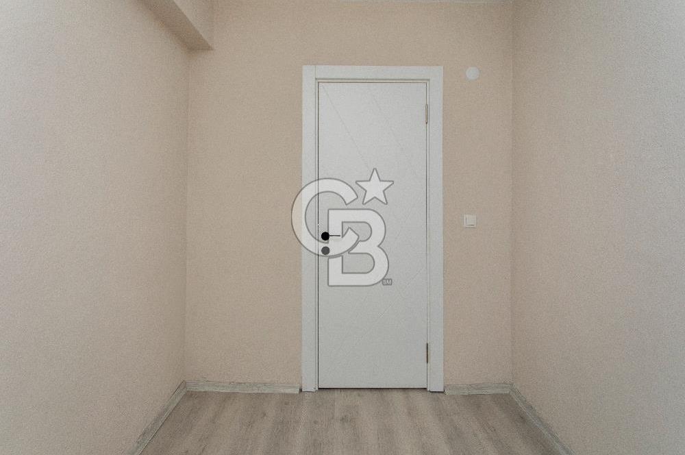 Foça Kazım Dirik Mah. Satılık 2+1 Bahçe Katı Daire