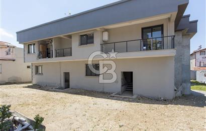Foça Kazım Dirik Mah. Satılık 2+1 Bahçe Katı Daire