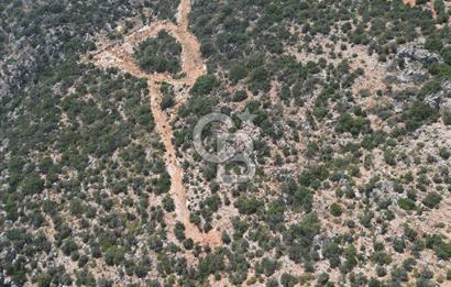 CB GİZ'DEN KAPUTAŞ PLAJI VE ADALAR MANZARALI SATILIK 2B TARLA