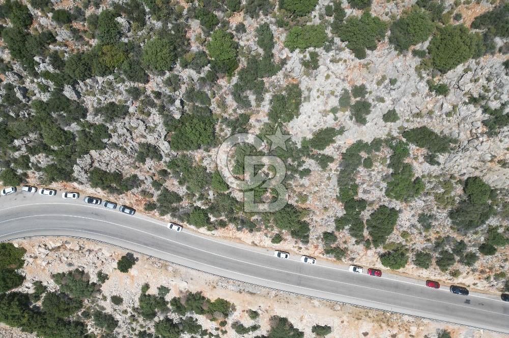 CB GİZ'DEN KAPUTAŞ PLAJI VE ADALAR MANZARALI SATILIK 2B TARLA