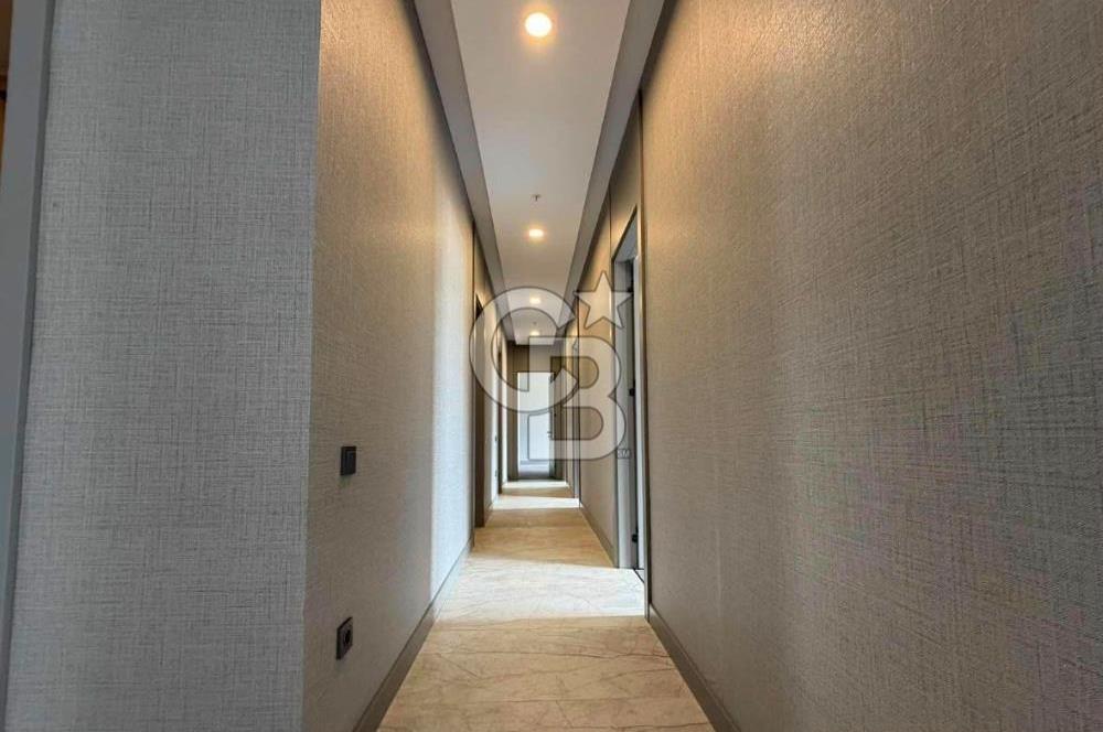 ORAN NATURA VADİ’DE ŞEREFİYESİ YÜKSEK MANZARALI 4+1 LÜKS DAİRE