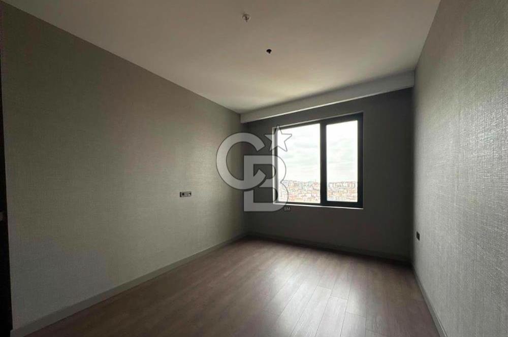 ORAN NATURA VADİ’DE ŞEREFİYESİ YÜKSEK MANZARALI 4+1 LÜKS DAİRE