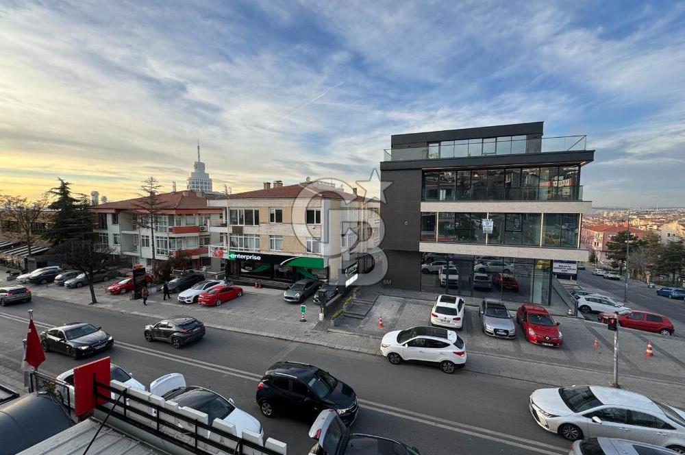 GOP FİLİSTİN CADDESİ REŞİT GALİP CAD KÖŞESİ 3+1 KİRALIK OFİS