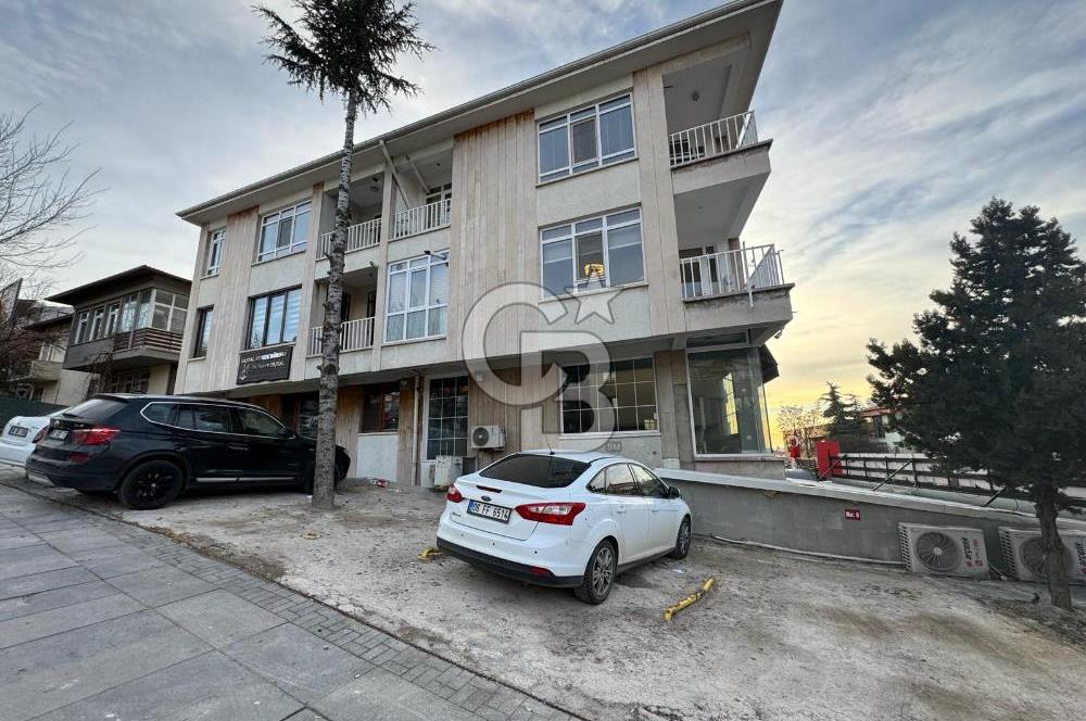 GOP FİLİSTİN CADDESİ REŞİT GALİP CAD KÖŞESİ 3+1 KİRALIK OFİS