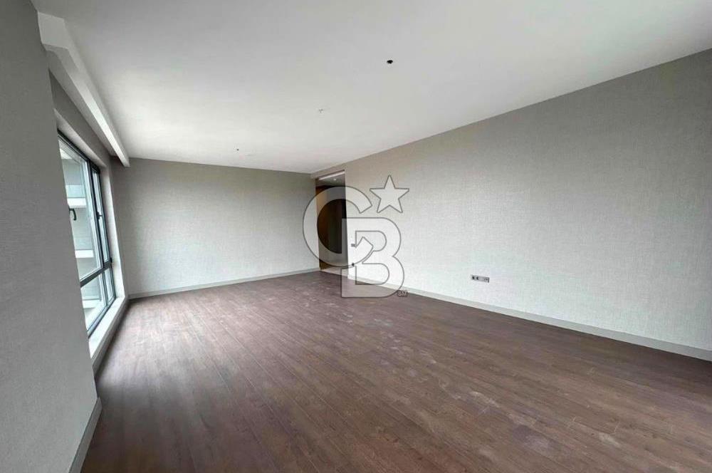 ORAN NATURA VADİ’DE ŞEREFİYESİ YÜKSEK MANZARALI 4+1 LÜKS DAİRE