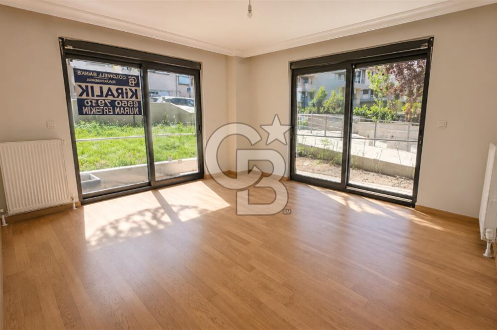 FENERBAHÇE'DE , BAĞDAT CAD. ÜZERİNDE BAHÇE KATI 72 M2 2+1 DAİRE