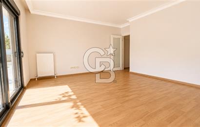 FENERBAHÇE'DE , BAĞDAT CAD. ÜZERİNDE BAHÇE KATI 72 M2 2+1 DAİRE