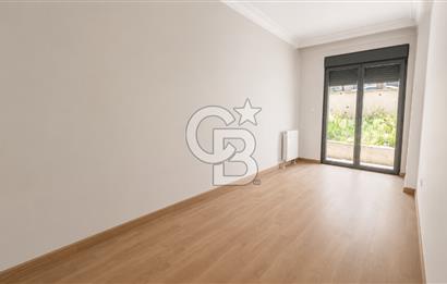 FENERBAHÇE'DE , BAĞDAT CAD. ÜZERİNDE BAHÇE KATI 72 M2 2+1 DAİRE