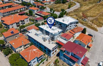 Foça Kazım Dirik Mah. Satılık 2+1 Bahçe Katı Daire