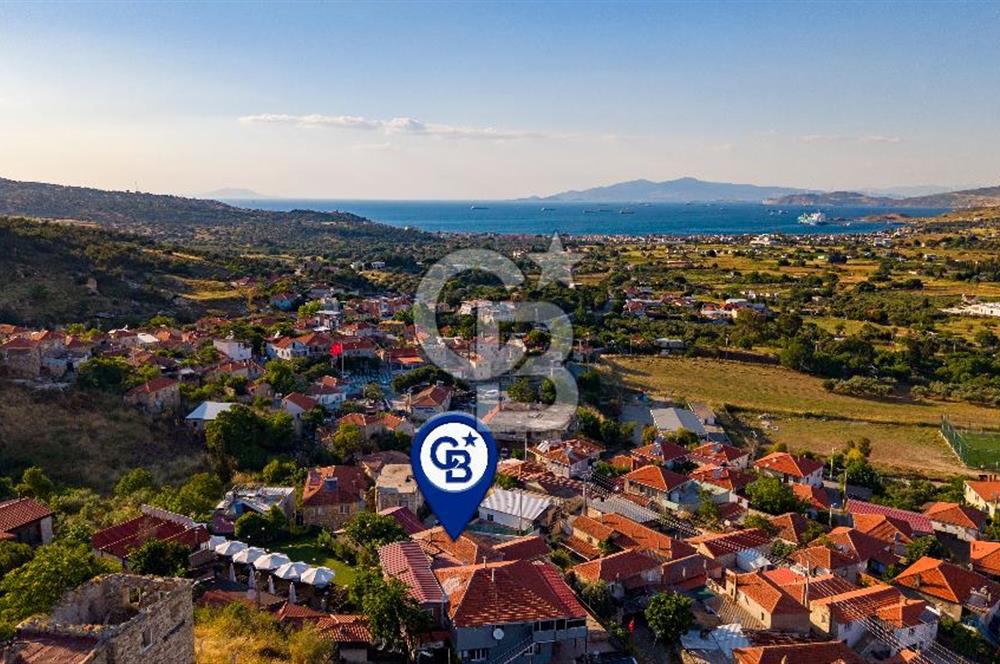 Foça Kozbeyli'de Satılık 3+1 Müstakil Taş Villa