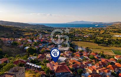 Foça Kozbeyli'de Satılık 3+1 Müstakil Taş Villa