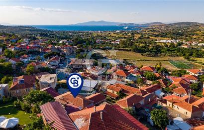Foça Kozbeyli'de Satılık 3+1 Müstakil Taş Villa