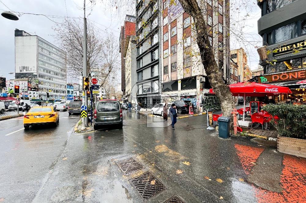 Karaköy Satılık Dükkan