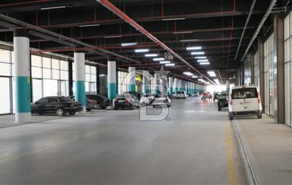 MEGA ŞAŞMAZ'DA GİRİŞ KATINDA SATILIK DÜKKAN