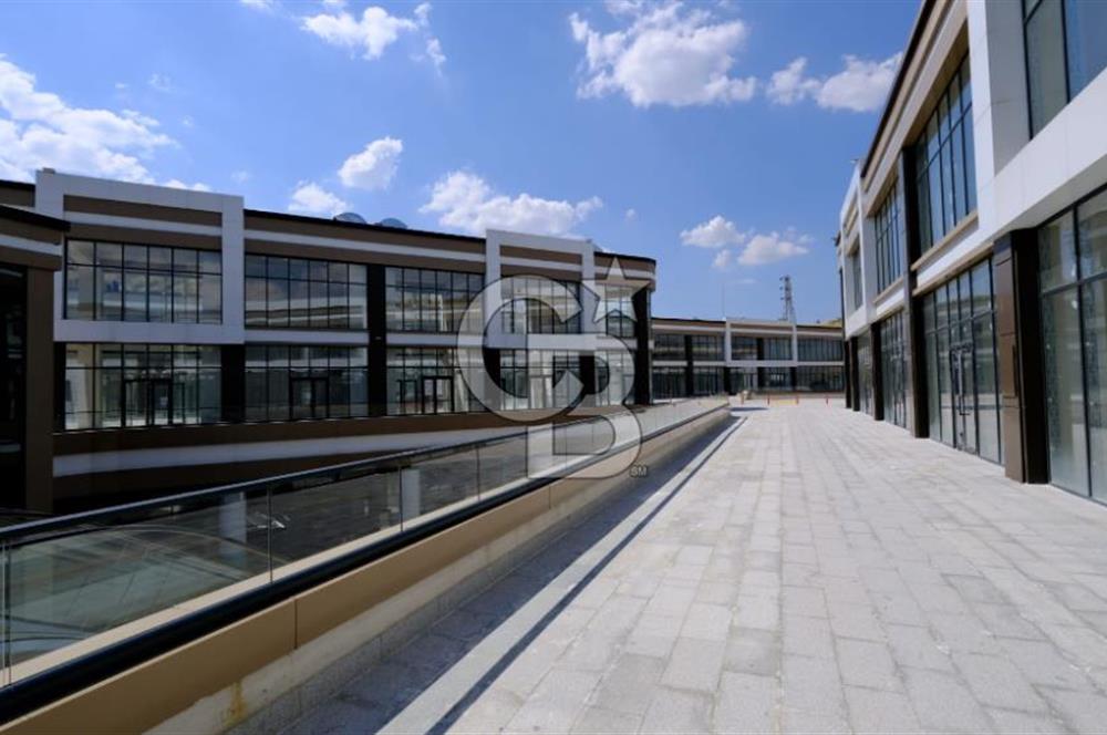 MEGA ŞAŞMAZ'DA GİRİŞ KATINDA SATILIK DÜKKAN