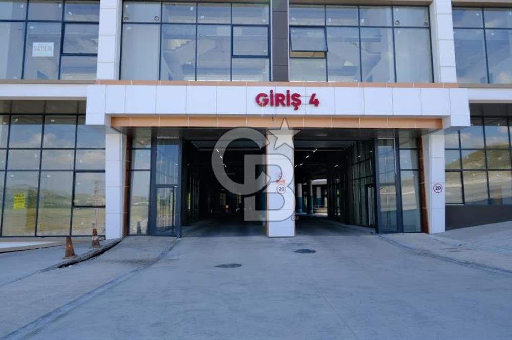 MEGA ŞAŞMAZ'DA GİRİŞ KATINDA SATILIK DÜKKAN