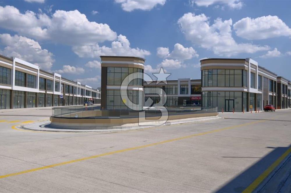 MEGA ŞAŞMAZ'DA GİRİŞ KATINDA SATILIK DÜKKAN