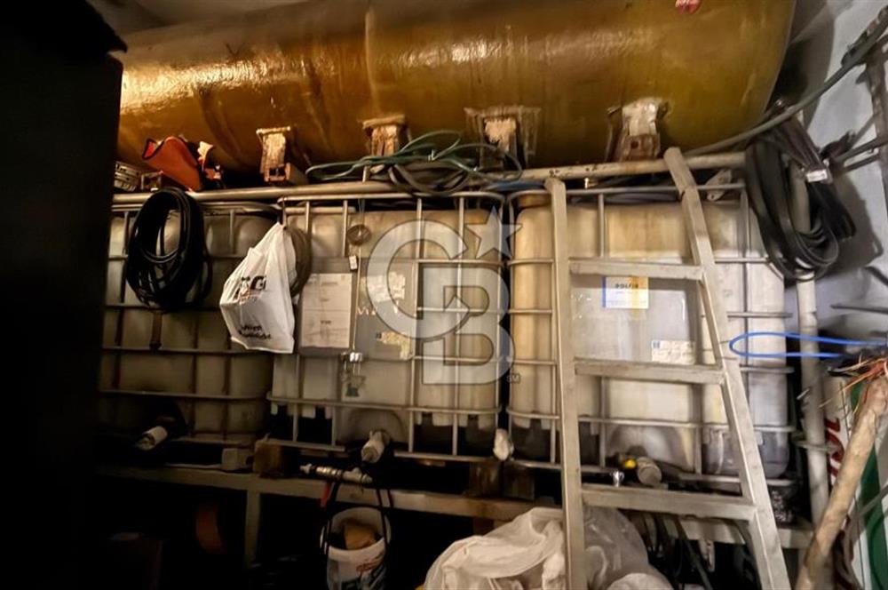 BAĞLAR CADDESİ ÜZERİNDE YÜKSEK CİROLU SATILIK KÖŞE DÜKKAN