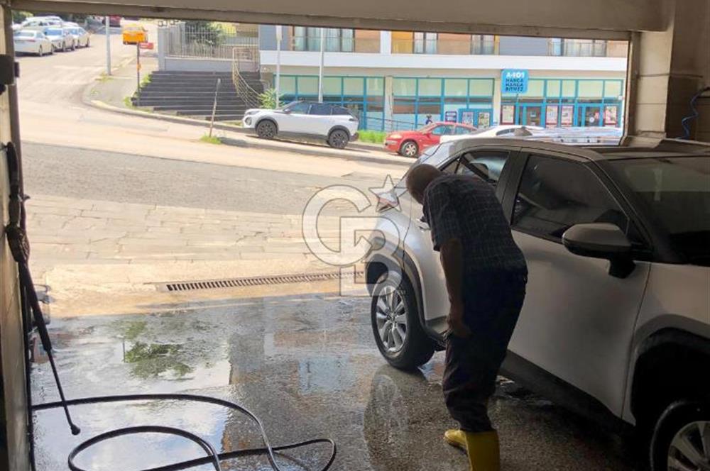 BAĞLAR CADDESİ ÜZERİNDE YÜKSEK CİROLU SATILIK KÖŞE DÜKKAN