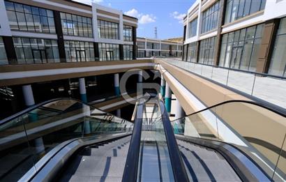 MEGA ŞAŞMAZ'DA YOLA CEPHELİ SATILIK DÜKKAN