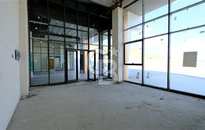 MEGA ŞAŞMAZ'DA YOLA CEPHELİ KİRALIK DÜKKAN