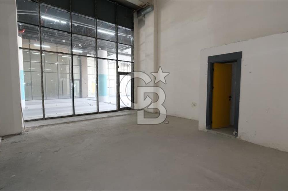 MEGA ŞAŞMAZ'DA YOLA CEPHELİ SATILIK DÜKKAN