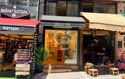 KADIKÖY'DE VİTRİN DEĞERİ YÜKSEK DEVREN KİRALIK TAKI MAĞAZASI