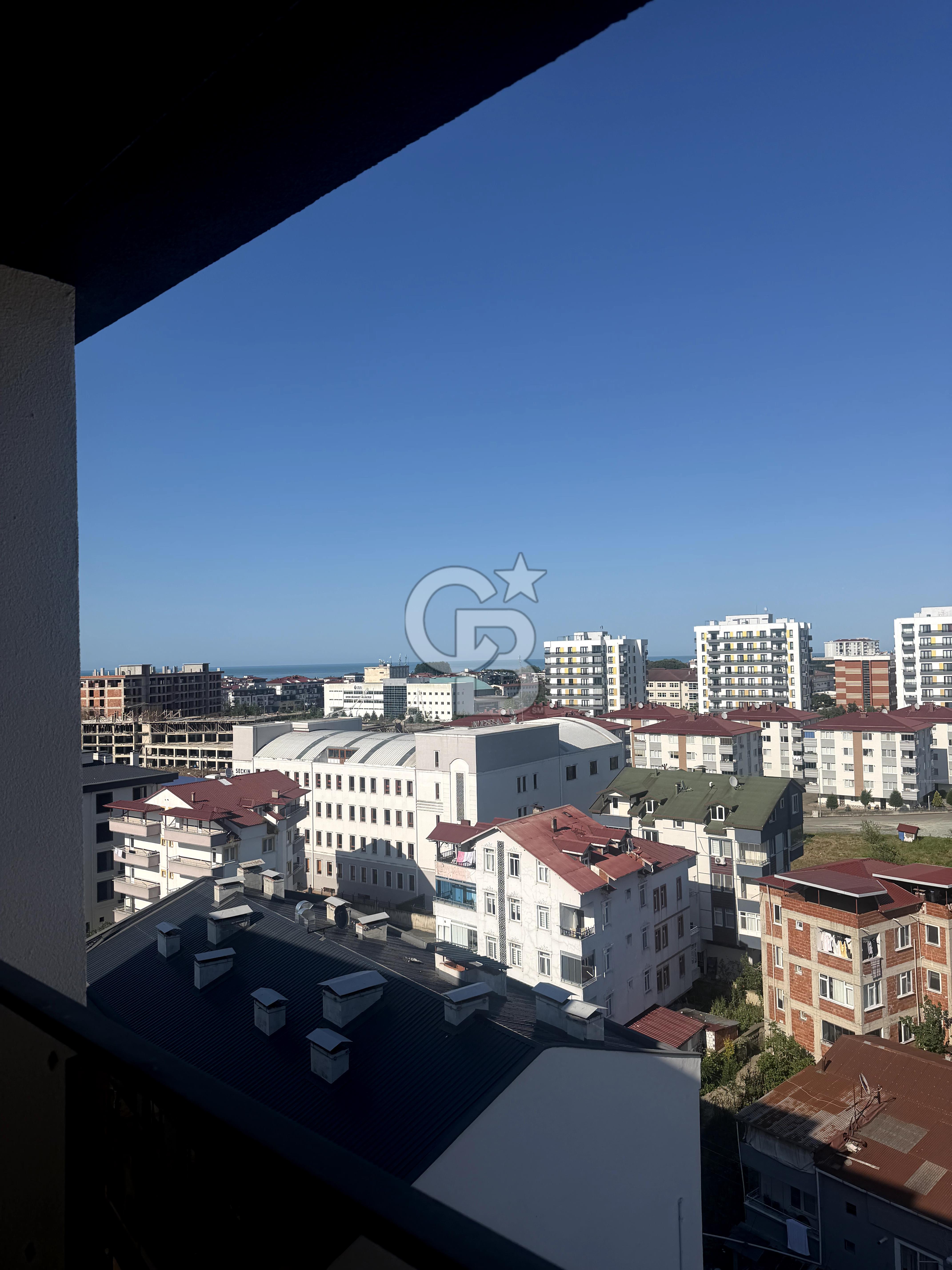 Cumhuriyet Mahallesi'nde Üniversiteye 5 Dakika | Deniz & Şehir Hastanesi Manzaralı 2+1 Daire