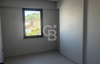 Cumhuriyet Mahallesi'nde Üniversiteye 5 Dakika | Deniz & Şehir Hastanesi Manzaralı 2+1 Daire