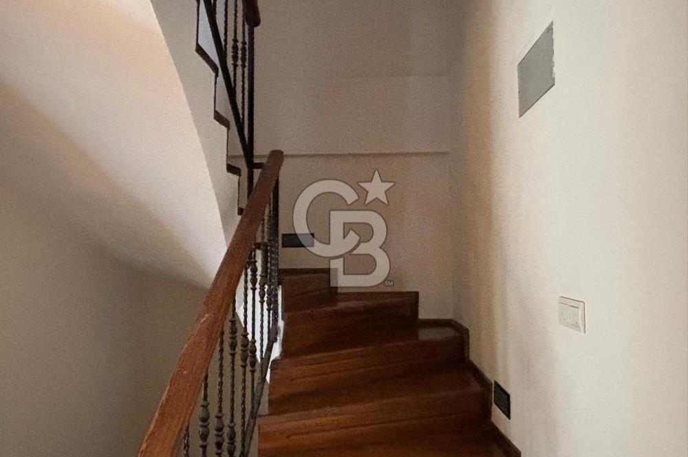 Denize ve TED Kolejine Yakın Kiralık Şömineli 240 m2 4+2 Villa