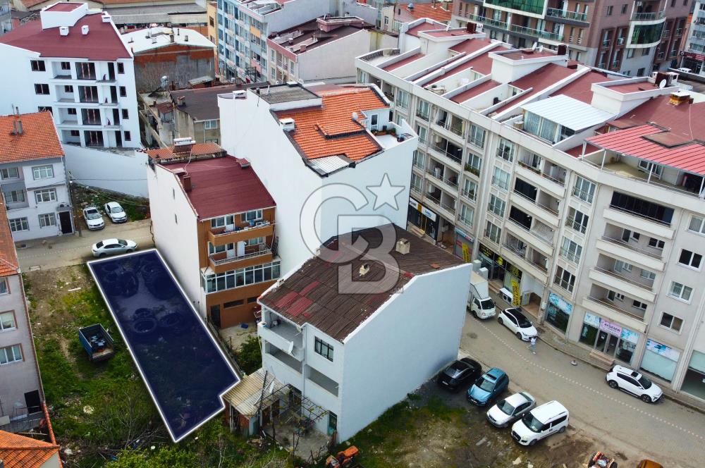 Çanakkale Lapseki Merkez'de Ticaret + Konut 5.5 Kat İmarlı Arsa