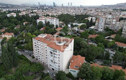 BORNOVA’NIN KALBİNDE HUZURLU BİR MUHİTTE SATILIK 3+1 DAİRE