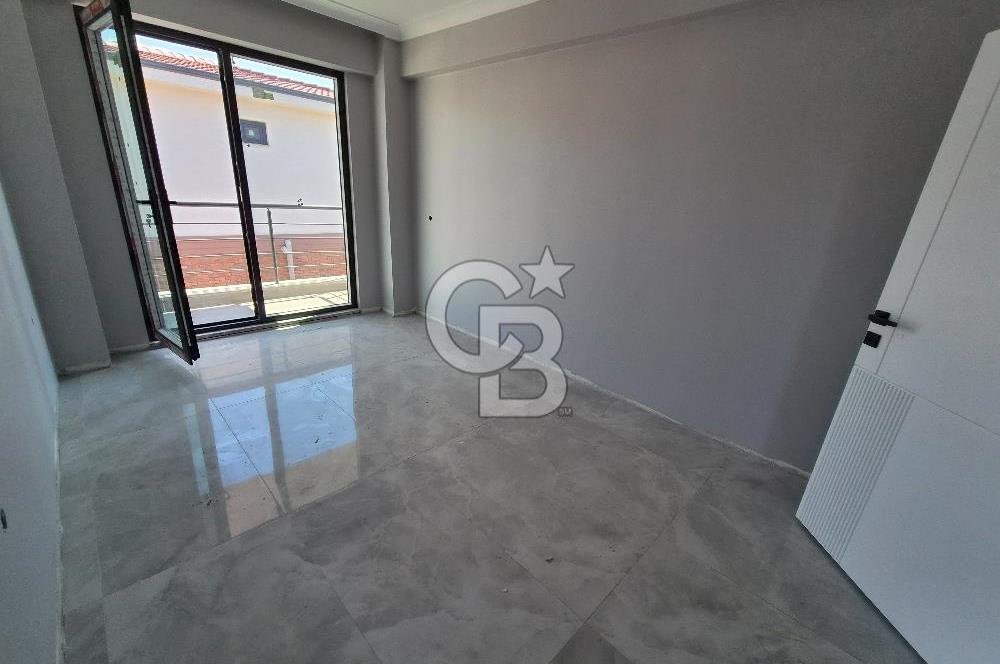 BAŞİSKELE YENİKÖY'DE SİTE İÇİ MÜSTAKİL BAHÇELİ SATILIK 4+1 VİLLA