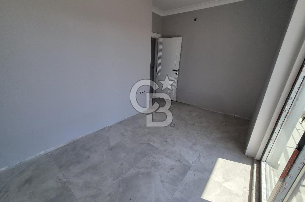 BAŞİSKELE YENİKÖY'DE SİTE İÇİ MÜSTAKİL BAHÇELİ SATILIK 4+1 VİLLA