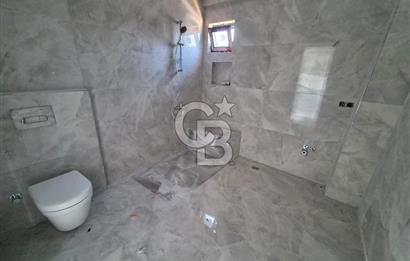 BAŞİSKELE YENİKÖY'DE SİTE İÇİ MÜSTAKİL BAHÇELİ SATILIK 4+1 VİLLA