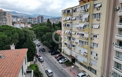 BORNOVA’NIN KALBİNDE HUZURLU BİR MUHİTTE SATILIK 3+1 DAİRE
